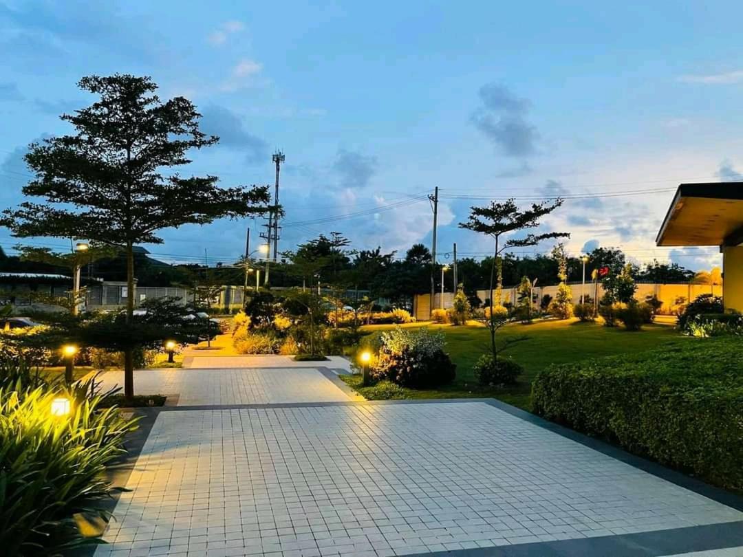 Avida Atria T2-F ,5Mins To Festive Walk And 4 Mins To Iloilo Convention Center Aparthotel Exterior foto